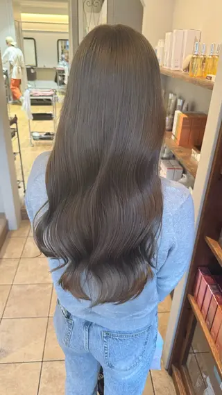 ロング 美髪矯正 KASUMIのヘアスタイル