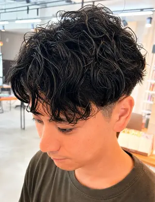 パーマ メンズ 若原 絃汰のヘアスタイル