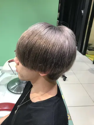 カラー メンズ 中野 竜介のヘアスタイル