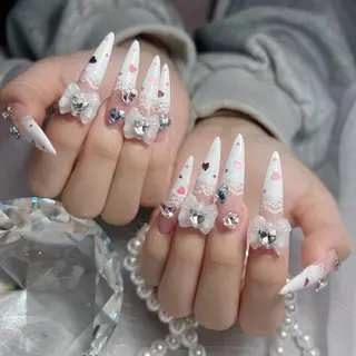 ネイル Lyna 池袋のネイルデザイン