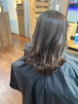 ミディアム カラー Luzir⭐︎ GEN⭐︎のヘアスタイル