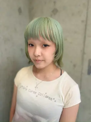 ショート カラー 🌝ぷる艶ハイトーン 柔らかヘア🍅まあやのヘアスタイル