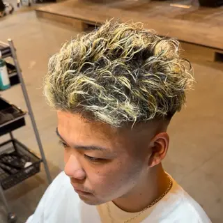 ショート ツイスパ/シャドウ 新井のヘアスタイル