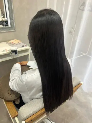 ロング 森 愛友のヘアスタイル