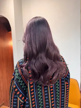 セミロング カラー マツダテ ホノカのヘアスタイル