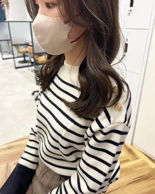 ロング 檜谷 晴　顔周りカットのヘアスタイル