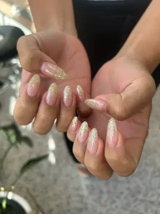 ネイル 小松 千冬のネイルデザイン
