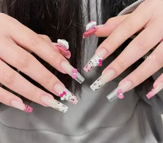 ネイル Pure&Rich Nailのネイルデザイン