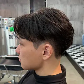 ミディアム パーマ メンズ MENIN メンズ サロン 望月 涼太のヘアスタイル