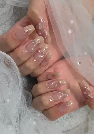 ネイル 吉田 奈未のネイルデザイン
