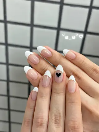 ネイル Natsuki ⟡.·paragelのネイルデザイン