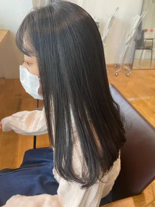 ロング カラー three.大手前 田井 綾乃のヘアスタイル