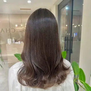 セミロング 1日1名様限定 予約可能のヘアスタイル