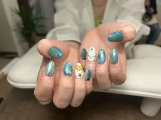 ミディアム 28nails. 宮崎のネイルデザイン