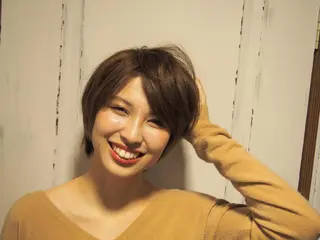 ショート カラー パーマ ヘアアレンジ 【体験】韓国 メイク&ヘア天神のヘアスタイル
