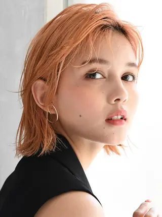 ショート カラー 菅野谷 琉那のヘアスタイル