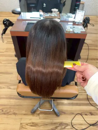 ロング 澤石 陸舞のヘアスタイル