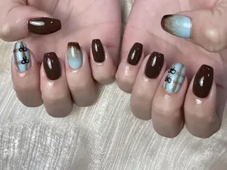 ネイル ToliyDeliy Nail Salonのネイルデザイン