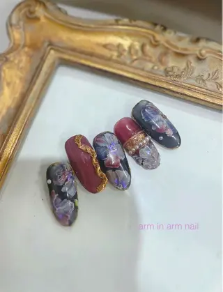 ネイル arm in arm ︎✿Yamamotoのマツエク・マツパデザイン