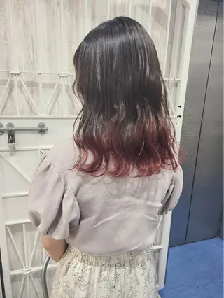 カラー white.梅田 デザインカラー🦄のヘアスタイル
