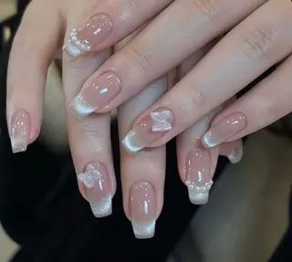 ネイル Rina 東口ネイルサロンもちのネイルデザイン
