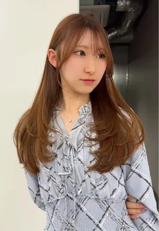 ロング Rita/髪質改善/ ブリーチなしWカラーのヘアスタイル