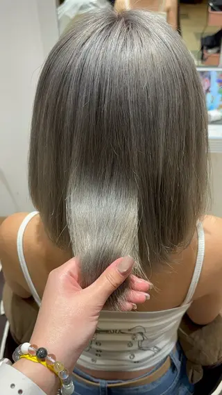 カラー 淡色┊︎ナチュラル 🧁奈那美🧁*.゜のヘアスタイル