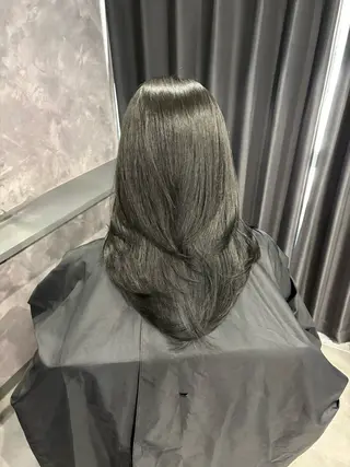 カラー nameless miichiのヘアスタイル