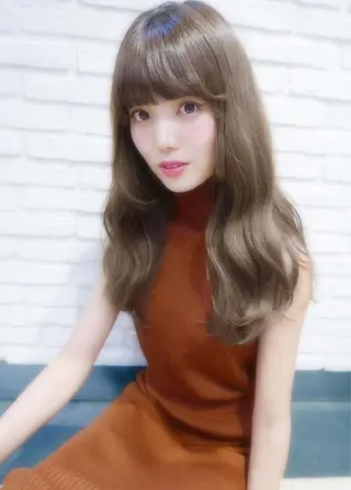 ロング レイヤー べージュ 白石研太のヘアスタイル