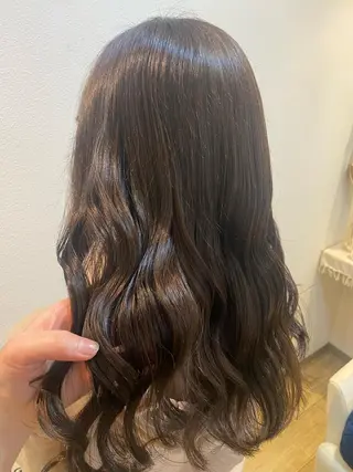 セミロング カラー 武田 悠生乃のヘアスタイル