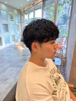 ショート パーマ メンズ 🔥メンズカラー🔥 セヤシュウヘイのヘアスタイル
