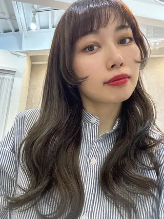ロング 似合う髪型見つけます AYAKAのヘアスタイル