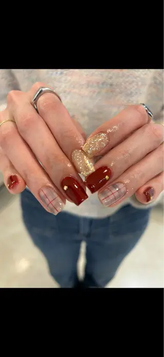 ネイル Salondevi2 isanaのネイルデザイン