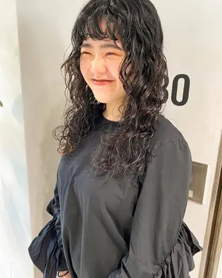 ロング カラー パーマ ヘアアレンジ メンズ キッズ ネイル マツエク・マツパ パーマスタイル🔅 sayacaのヘアスタイル