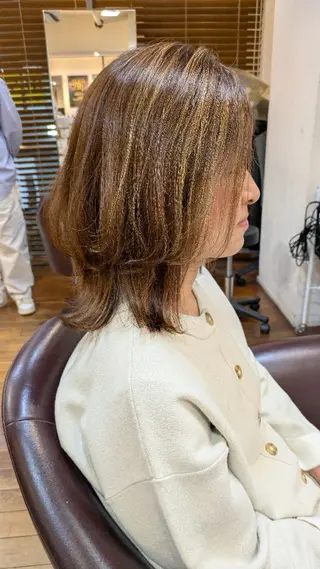 ミディアム 浅井 琴音のヘアスタイル