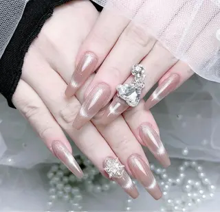 ロング E🌷nail 長さだし専門店のネイルデザイン
