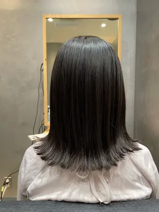 ミディアム inity　杉本 美羽のヘアスタイル