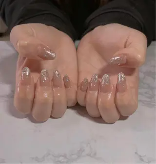 ネイル 小林 莉奈のネイルデザイン