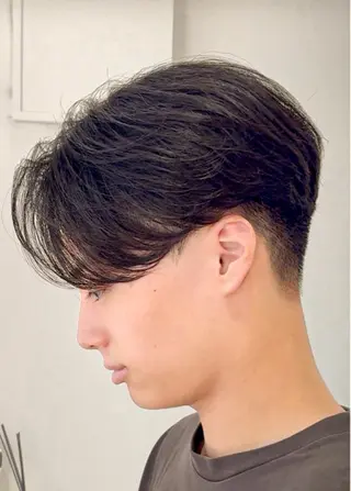 パーマ メンズ 濱口 健慎のヘアスタイル