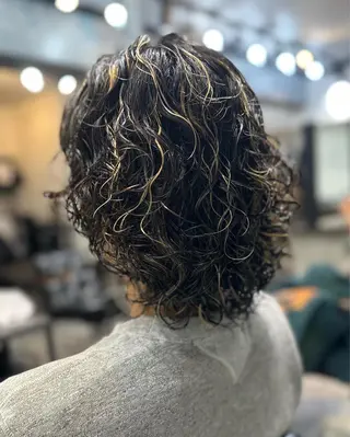 セミロング パーマ ⭐️エクステ指名 No.1⭐️高頭のヘアスタイル