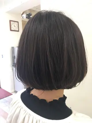 ショート ぱつっとボブ/ 小野あかねのヘアスタイル