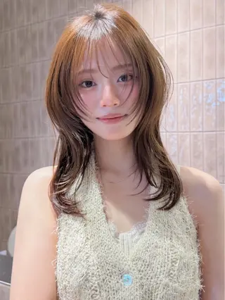 セミロング Unami/渋谷 TSUKIのヘアスタイル