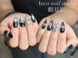 ネイル AURA NAIL 🌟鶴見店のネイルデザイン