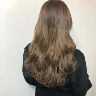 ロング カラー 女性リピ90%🍨 🩷佐藤みずきのヘアスタイル