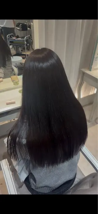 ロング カラー CreBiA ひなたのヘアスタイル