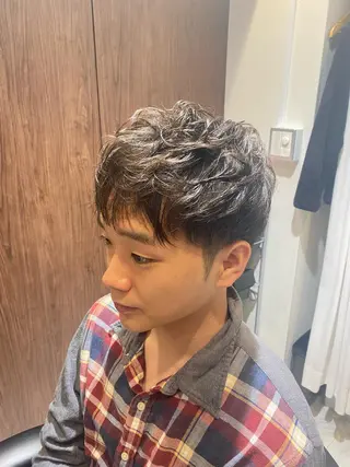 ショート パーマ 小野 大輔のヘアスタイル