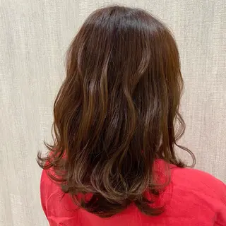 ミディアム カラー 🫧透け感⋆艶髪💎 山口アヤカのヘアスタイル