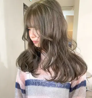 ロング カラー mizuki/ピンク ベージュ.レイヤーのヘアスタイル