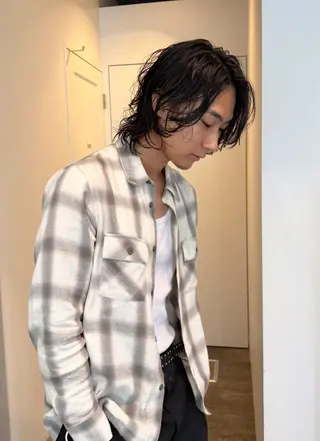 ミディアム パーマ メンズ 艶髪施術 関谷ヒュウのヘアスタイル