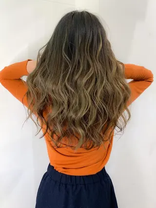 ロング カラー エクステ(レミー毛) NINEのヘアスタイル